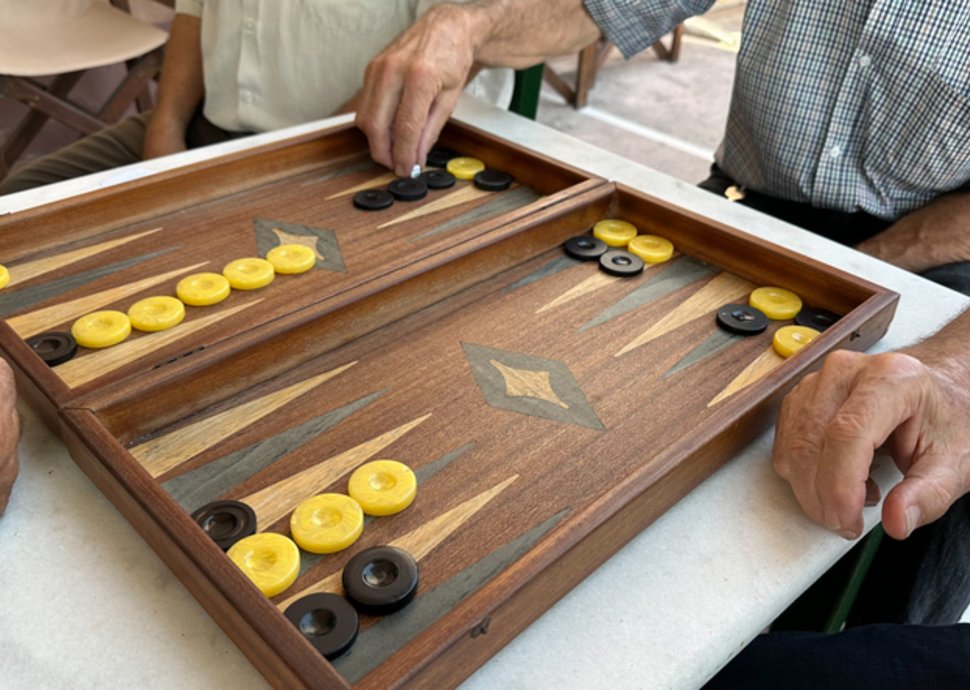 Backgammon: Ein Klassiker des Strategiespiels
